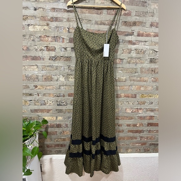 Reformation Baina dress in dandy - Picture 6 of 9